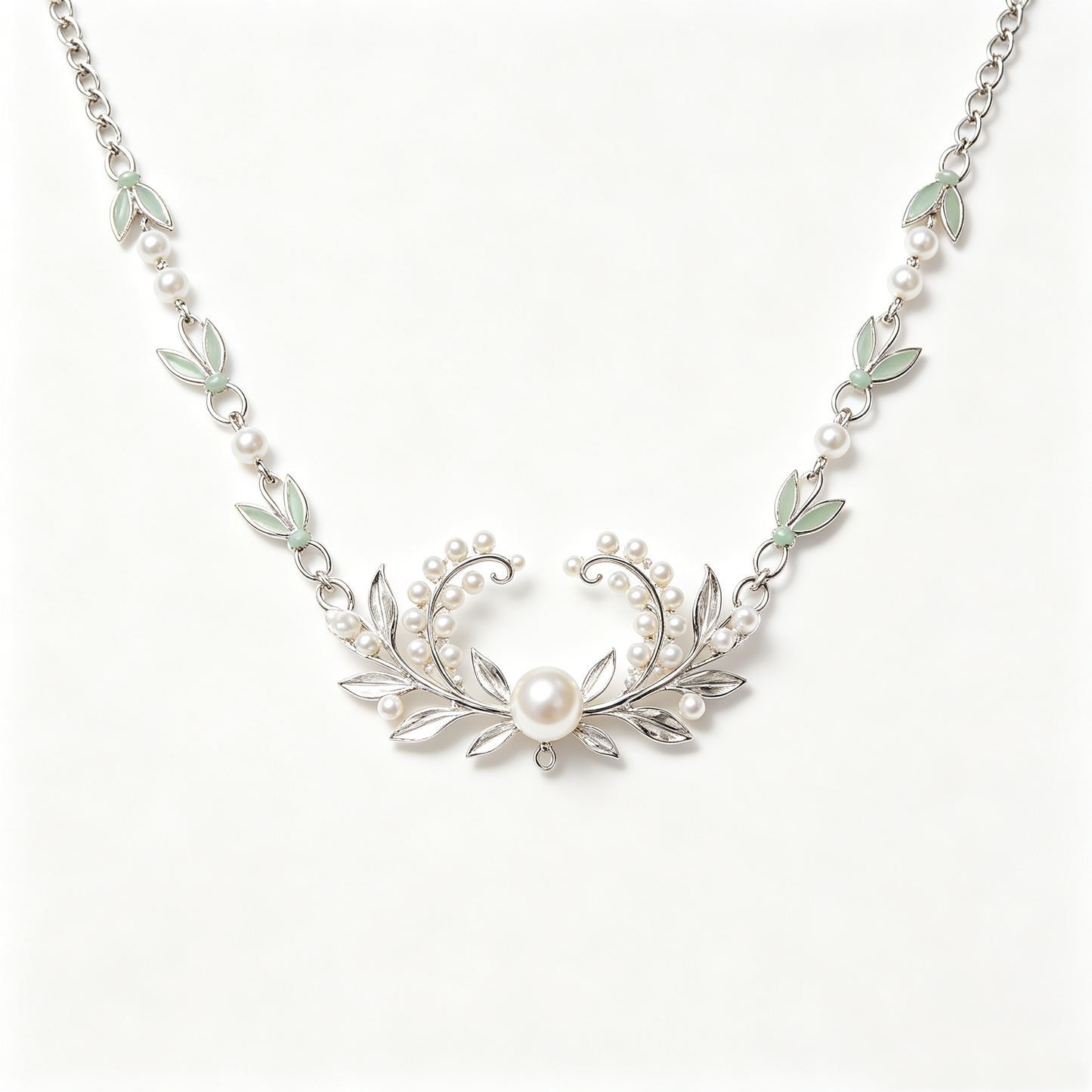 Green Leaf Wreath Pearl Collar Necklace